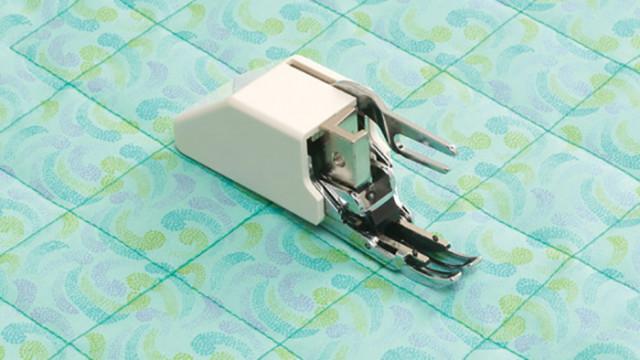 BL_FT_-_Free-Motion_Quilting_Foot