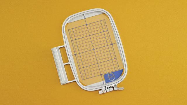 Embroidery_Frame_Grid_5x7_-_Babylock_EF75