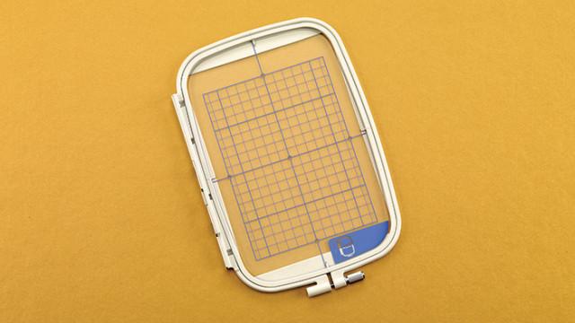 Embroidery_Frame_Grid_5x7_-_Babylock_EF84