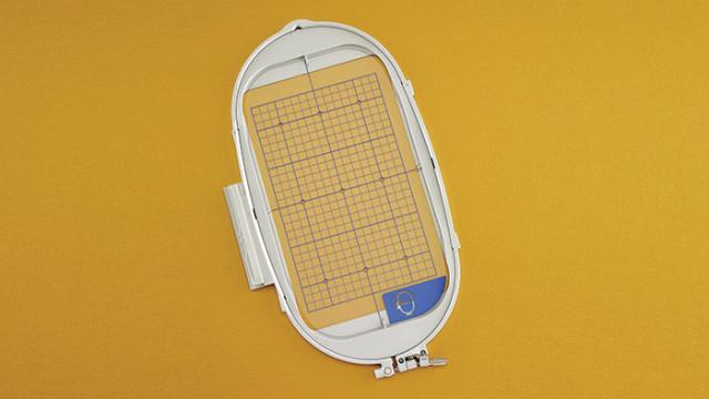 Embroidery_Frame_Grid_6_14x10_14_-_Babylock_EF81