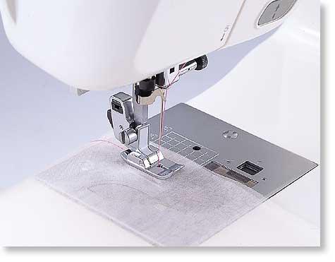 Straight_Stitch_Foot_-_SA108